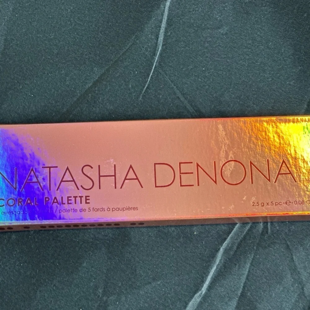 Natasha Denona  CORAL EYESHADOW PALETTE - Picture 5 of 5
